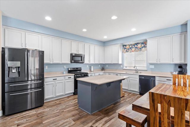 9744 Garnet Ct, Live Oak, CA 95953