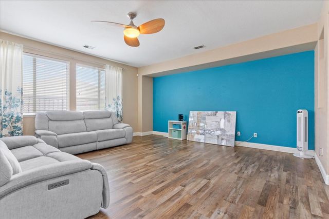 9744 Garnet Ct, Live Oak, CA 95953