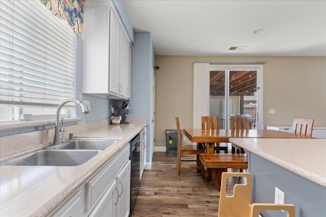 9744 Garnet Ct, Live Oak, CA 95953