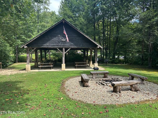 2230 Orchard Trail Way, Sevierville, TN 37862