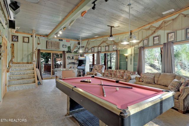 2230 Orchard Trail Way, Sevierville, TN 37862