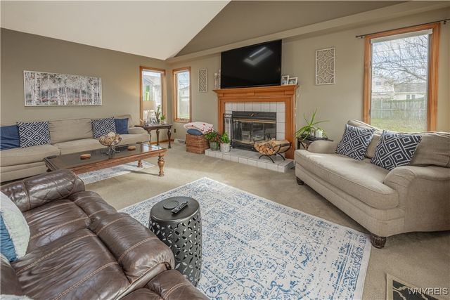 313 Shetland Drive, Amherst, NY 14221