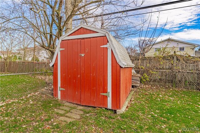 313 Shetland Drive, Amherst, NY 14221