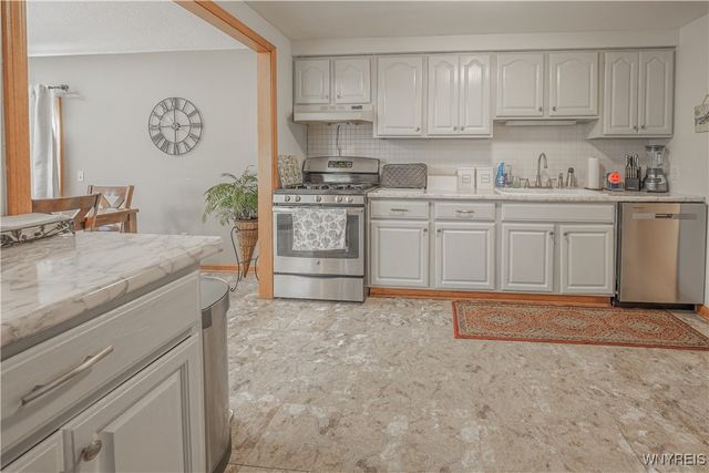 313 Shetland Drive, Amherst, NY 14221