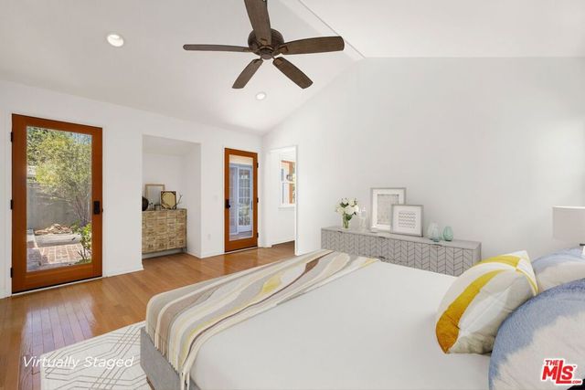2001 Pearl Street, Santa Monica, CA 90405