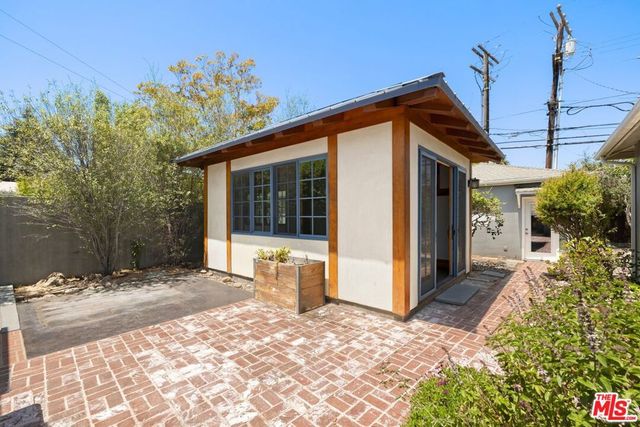 2001 Pearl Street, Santa Monica, CA 90405