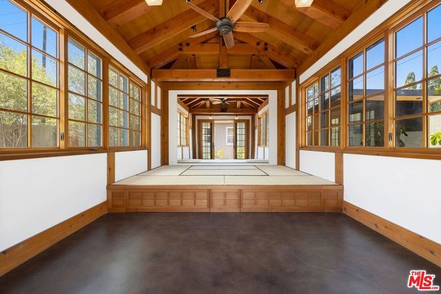 2001 Pearl Street, Santa Monica, CA 90405