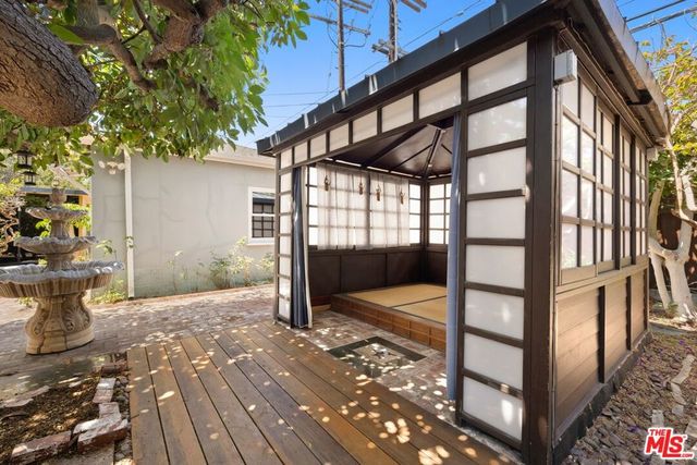 2001 Pearl Street, Santa Monica, CA 90405