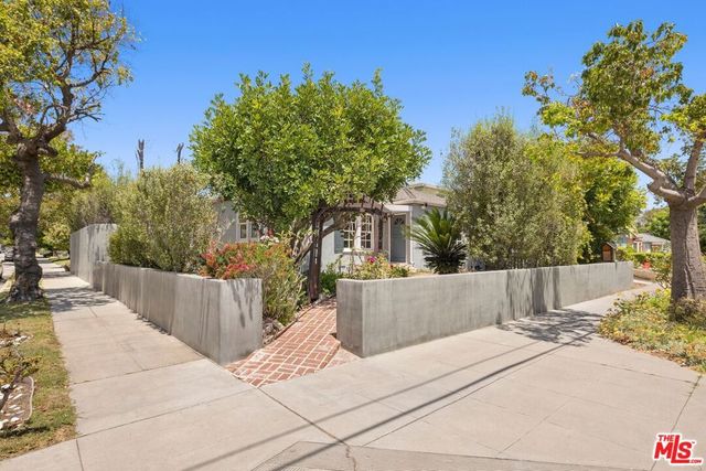 2001 Pearl Street, Santa Monica, CA 90405