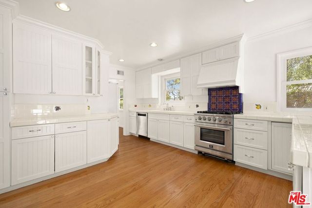 2001 Pearl Street, Santa Monica, CA 90405