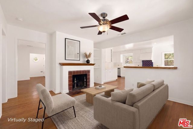 2001 Pearl Street, Santa Monica, CA 90405