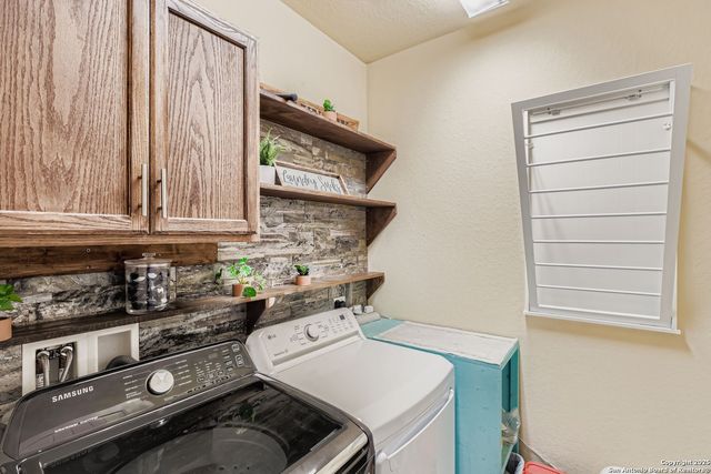 7815 Silver Grove, San Antonio, TX 78254