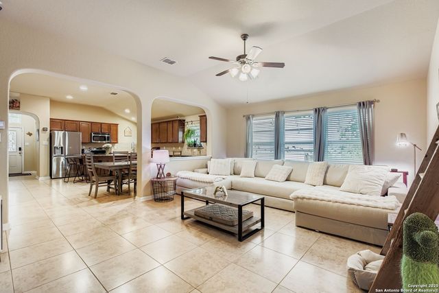 7815 Silver Grove, San Antonio, TX 78254