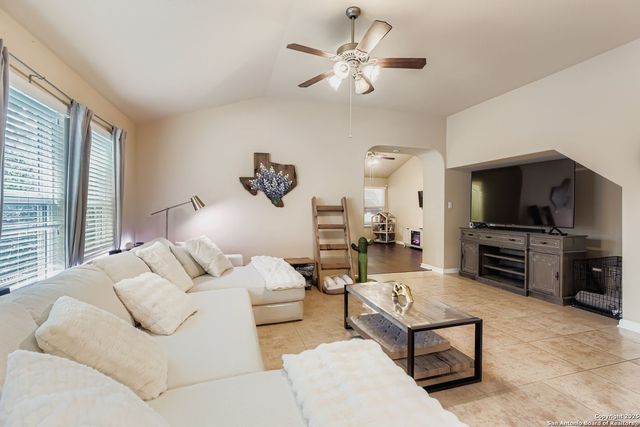 7815 Silver Grove, San Antonio, TX 78254