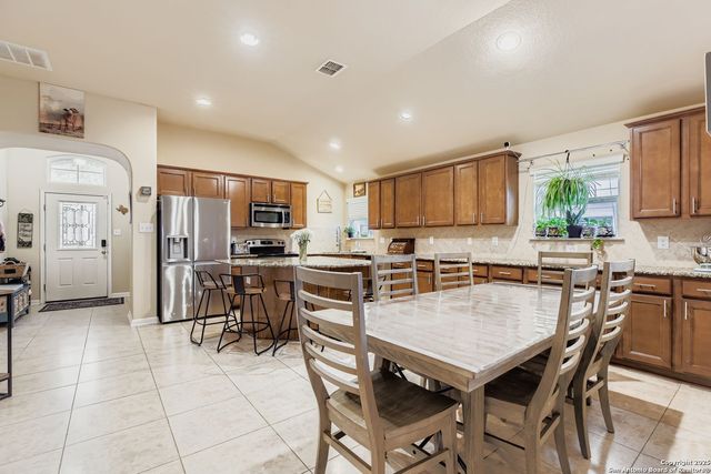 7815 Silver Grove, San Antonio, TX 78254