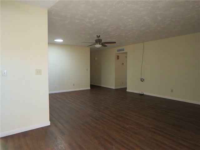 4040 Canyon Hills Drive, Kingman, AZ 86409