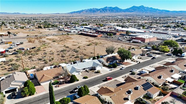 4040 Canyon Hills Drive, Kingman, AZ 86409