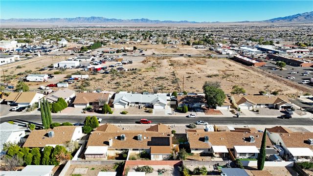 4040 Canyon Hills Drive, Kingman, AZ 86409