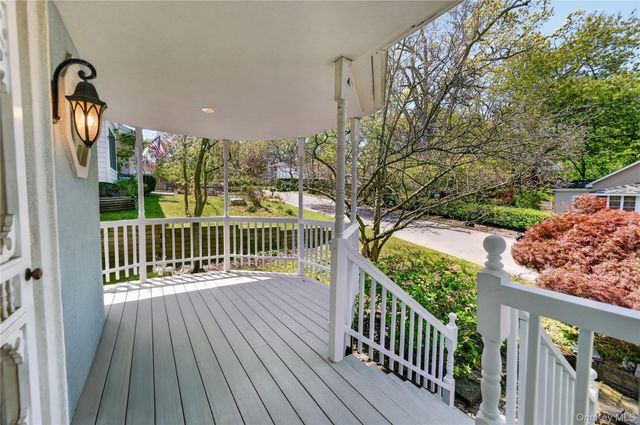 118 Longfellow Drive, Kings Park, NY 11754