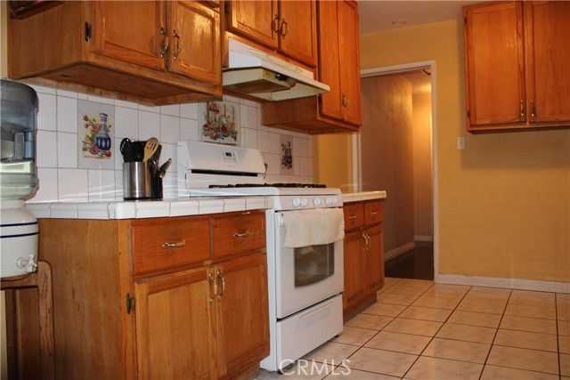 6392 Rustic, Jurupa Valley, CA 92509