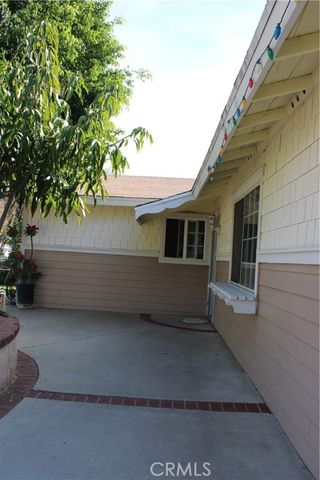 6392 Rustic, Jurupa Valley, CA 92509