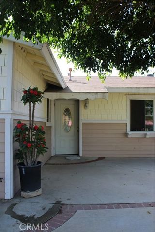 6392 Rustic, Jurupa Valley, CA 92509