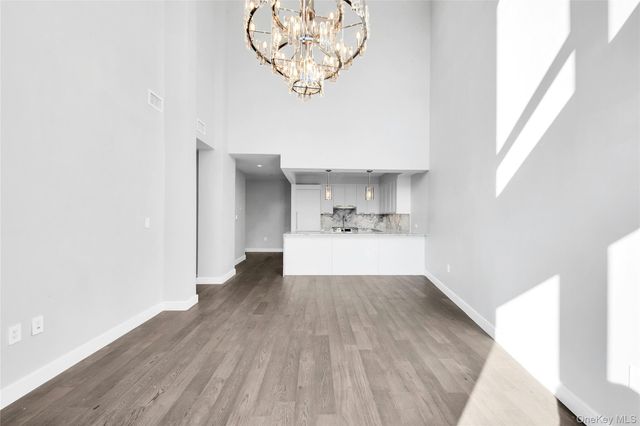 107-06 Queens Boulevard 9G, Forest Hills, NY 11375