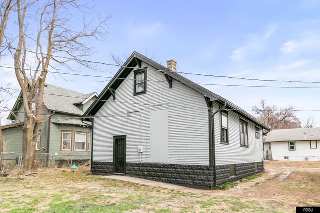 5208 N 28th Avenue, Omaha, NE 68111