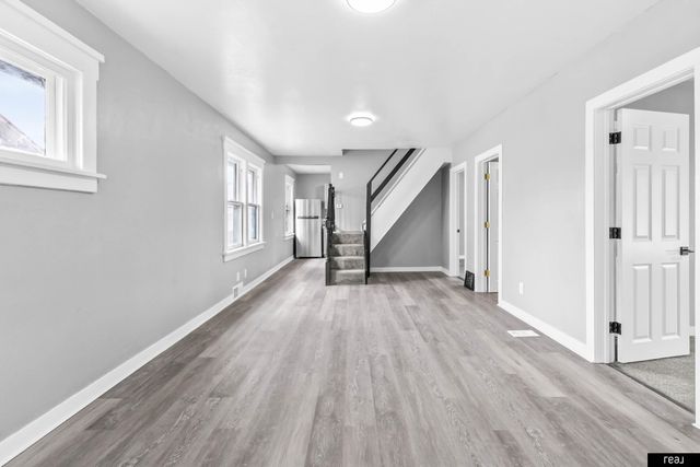 5208 N 28th Avenue, Omaha, NE 68111