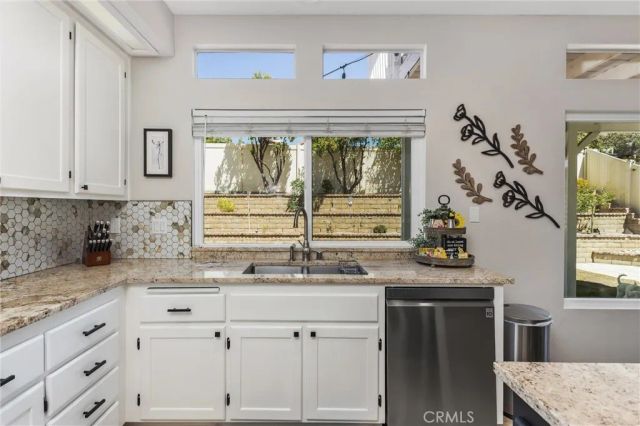 7333 Yellow Jasmine, Highland, CA 92346