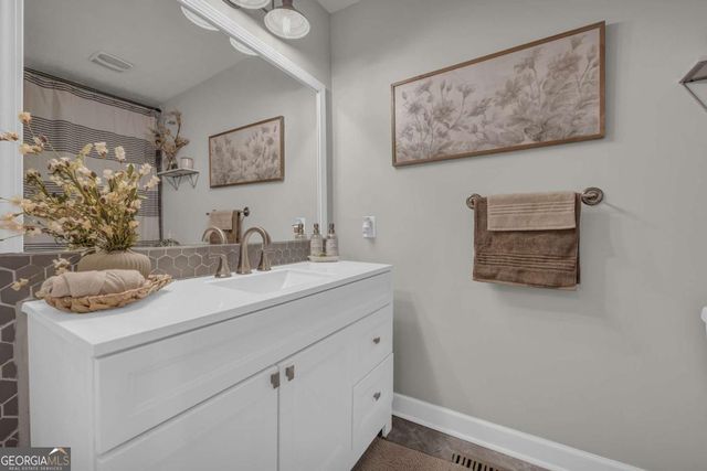 1023 Hickory Nut Lane, Lawrenceville, GA 30043