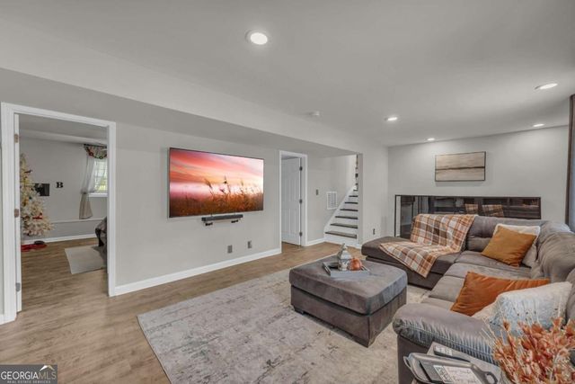 1023 Hickory Nut Lane, Lawrenceville, GA 30043