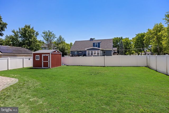 7004 IRVING AVE, Pennsauken, NJ 08109