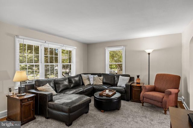 7004 IRVING AVE, Pennsauken, NJ 08109
