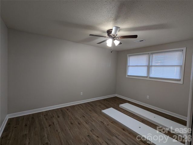 3208 Charlotte Highway, Mooresville, NC 28117