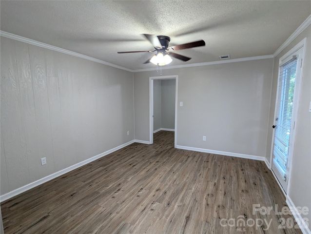 3208 Charlotte Highway, Mooresville, NC 28117