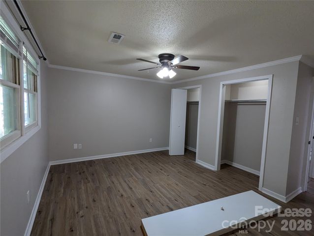 3208 Charlotte Highway, Mooresville, NC 28117