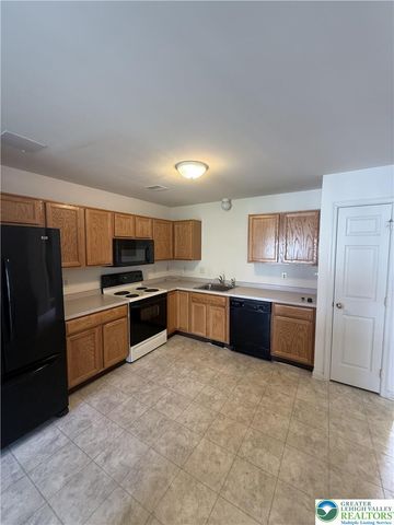 1530 Hawthorn Drive, Forks Twp, PA 18040