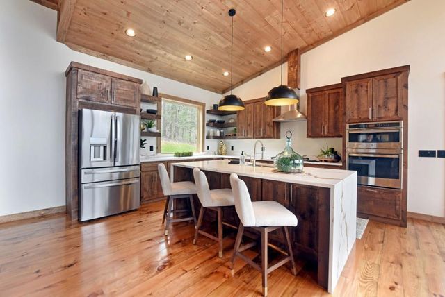 391 Sunrock Mountain Road, Blue Ridge, GA 30513