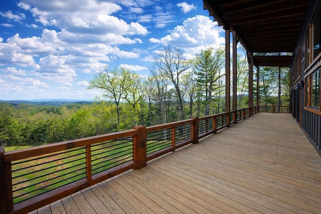 391 Sunrock Mountain Road, Blue Ridge, GA 30513