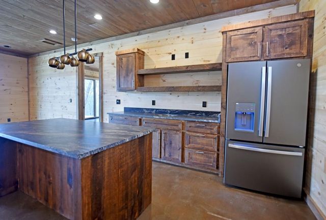 391 Sunrock Mountain Road, Blue Ridge, GA 30513