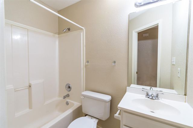 2604 Peach Tree LN, Cedar Park, TX 78613