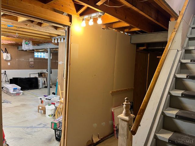 9136 Yellowwood Drive, Colerain Twp, OH 45251