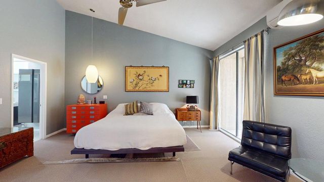 2615 E Palm Oasis Street, Palm Springs, CA 92264