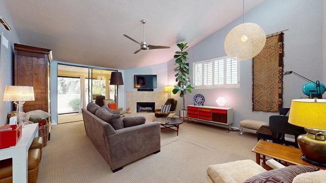 2615 E Palm Oasis Street, Palm Springs, CA 92264