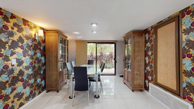 2615 E Palm Oasis Street, Palm Springs, CA 92264