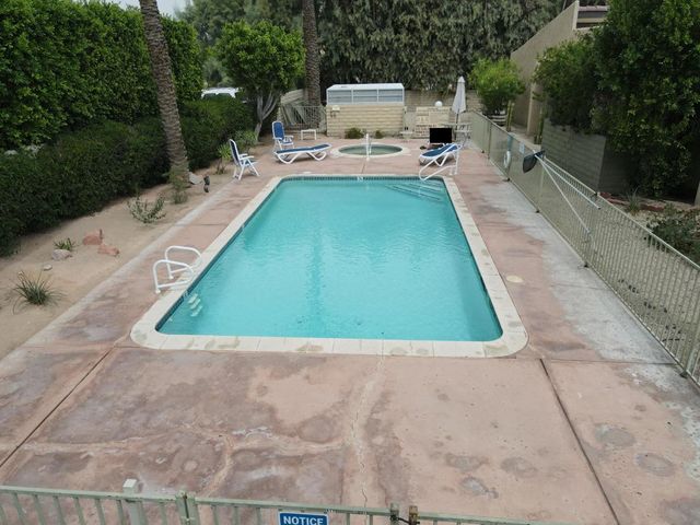 2615 E Palm Oasis Street, Palm Springs, CA 92264