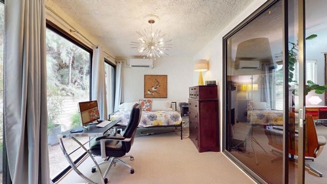 2615 E Palm Oasis Street, Palm Springs, CA 92264