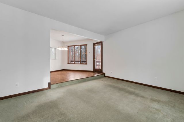 5033 Lockwood Drive, Washington Twp, MI 48094