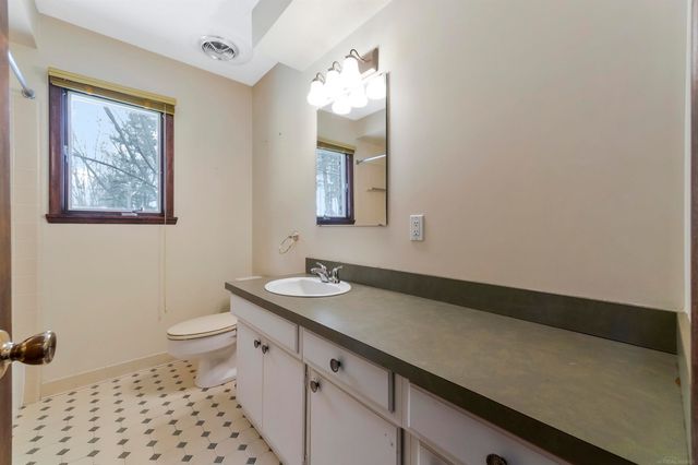 5033 Lockwood Drive, Washington Twp, MI 48094